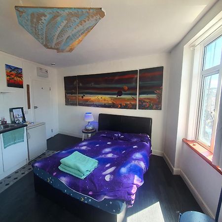 Cyber-Art Studio In Camden Londen Buitenkant foto