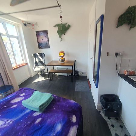 Cyber-Art Studio In Camden Londen Buitenkant foto